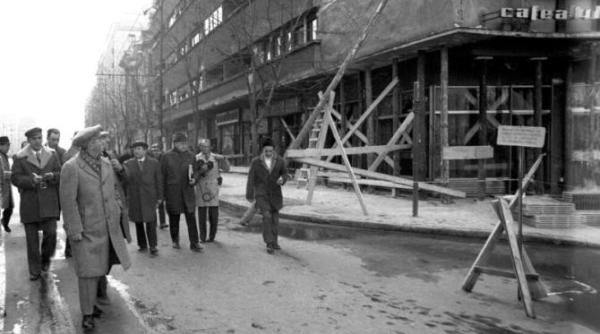 cum erau operatiunile de salvare la cutremurul din 1977 la trei zile am gasit sub un planseu un copil era copilul groparului cimitirului din militari parintii sai murisera in cutremur