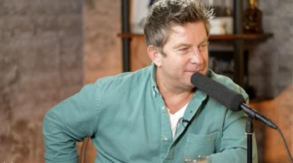 pavel bartos nu a avut timp sa fie trist poveste impresionanta de viata a devenit barbatul familiei la 16 ani si a locuit 6 ani intr o spalatorie cand i s a schimbat viata