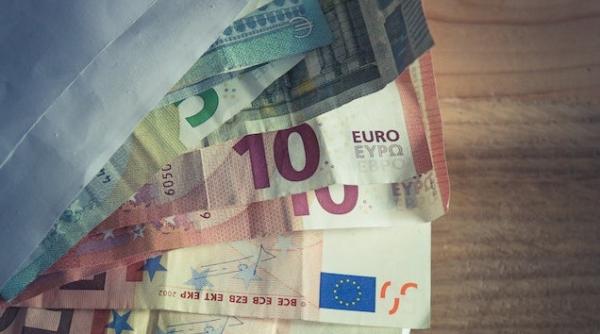 curs bnr pentru weekend si luni 11 12 13 februarie vesti proaste despre leu ce se intampla cu euro dolarul lira si francul