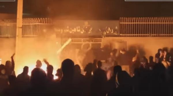 regimul fundamentalist iranian anunta esecul protestelor iranul se lanseaza intr un nou val de acuze la adresa sua