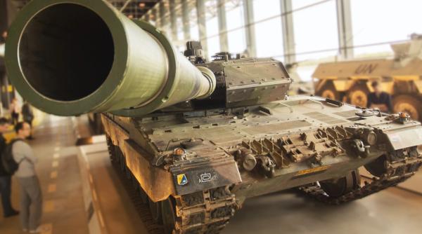 rusia a ramas fara jumatate din tancurile grele in razboiul din ucraina estimeaza pentagonul