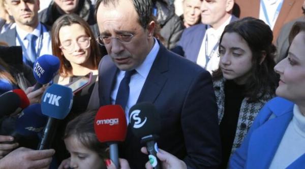 conservatorul nikos christodoulides a castigat prezidentialele in cipru