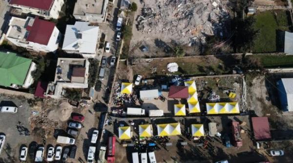 echipele de fotbal gaziantep si hatayspor s au retras oficial din prima liga turca de fotbal printre jucatori se numara si alex maxim