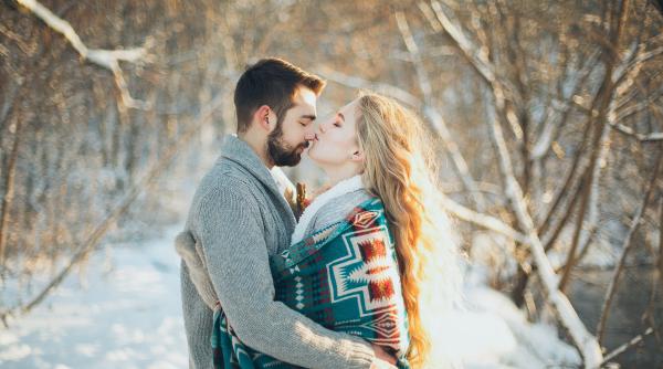 februarie luna iubirii patru zodii vizate de cupidon ce aduce in viata lor