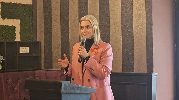 rotativa guvernamentala alina gorghiu negocierile sa se duca in spatele usilor inchise