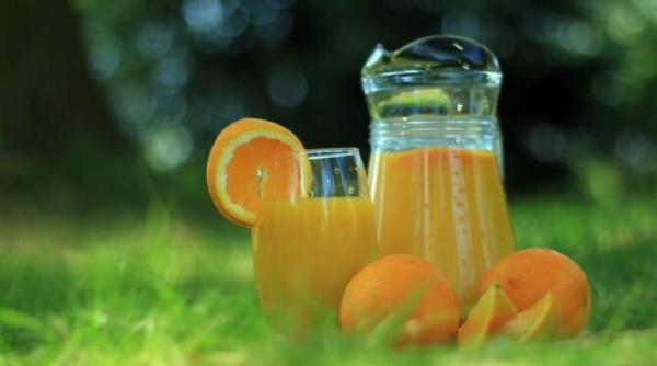 cum se pastreaza sucul de portocale cu acest truc al bunicii va rezista cateva luni