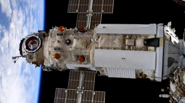 rusia se pregateste de lansarea propriei statii spatiale