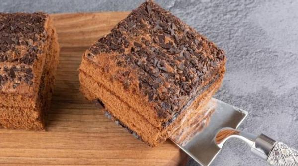 prajitura cu biscuiti si iaurt cum sa faci un desert fara coacere in 15 minute