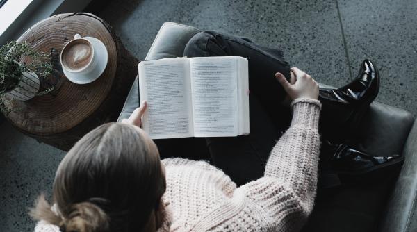 ziua nationala a lecturii romanul romanesc potrivit pentru fiecare zodie