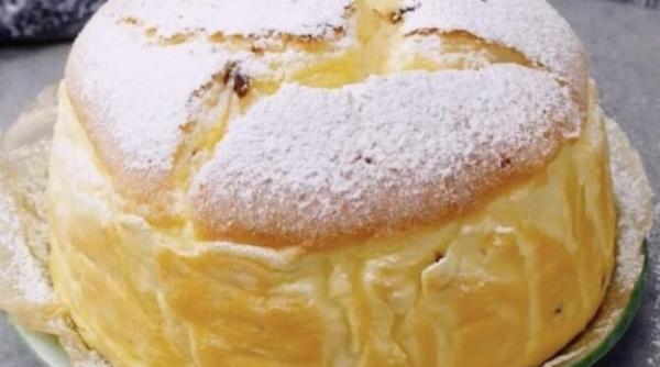 este cea mai pufoasa prajitura extrem de simplu de preparat din doar cateva ingrediente nu i vei rezista