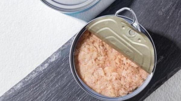 nu mai arunca uleiul din conservele de ton in chiuveta