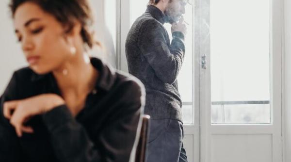 pericolul care apare in relatiile unde diferenta dintre parteneri e de minimum 10 ani psiholog atunci criticile vor fi intense se intampla de foarte multe ori