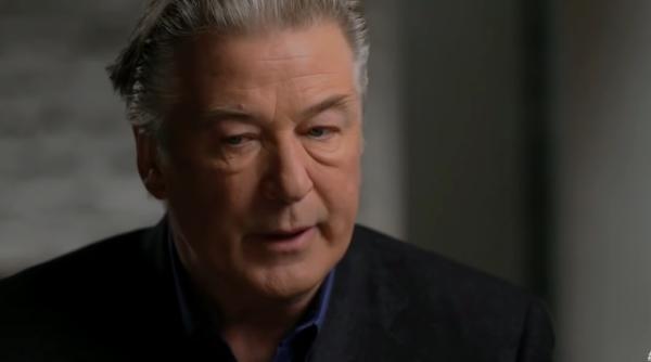 procurorii au renuntat la circumstantele agravante in cazul alec baldwin