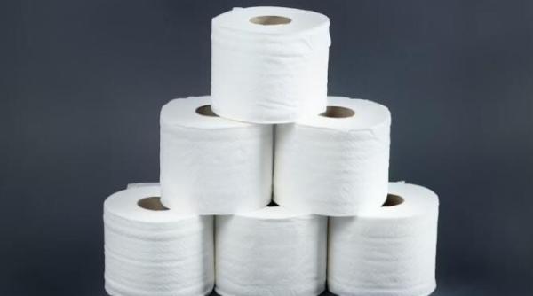 arunca in toaleta hartie igienica inmuiata in otet trucul va rezolva definitiv o problema