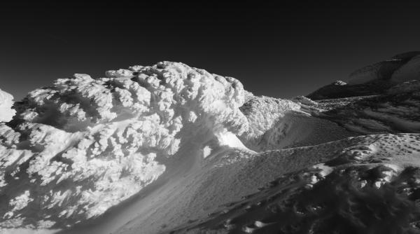 avalansa masiva in muntii rodnei mai multe persoane disparute