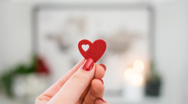 dragobetele saruta fetele traditii de ziua iubirii la romani care s au pastrat pana in 2023