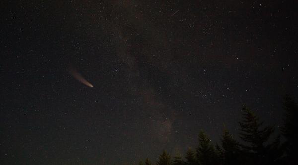 trei asteroizi enormi potential periculosi vor trece pe langa pamant in aceasta saptamana