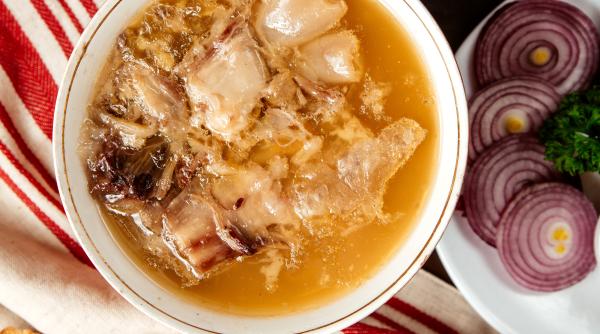 supa de varza cu carne tocata reteta de nota 10 pe care trebuie sa o incerci