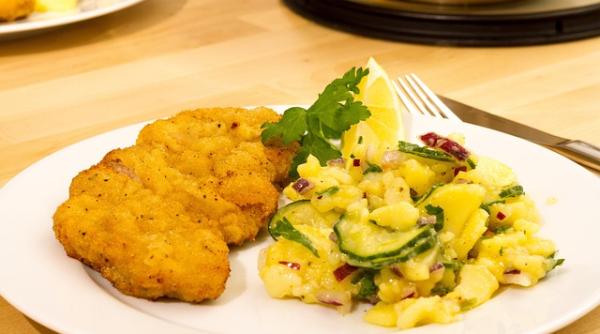 salata austriaca de cartofi reteta pas cu pas