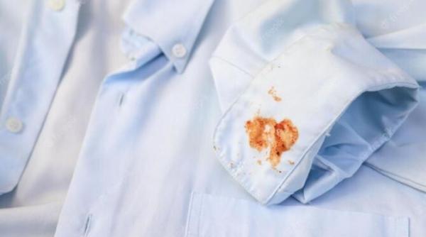 unele gospodine spala hainele in apa carbogazoasa