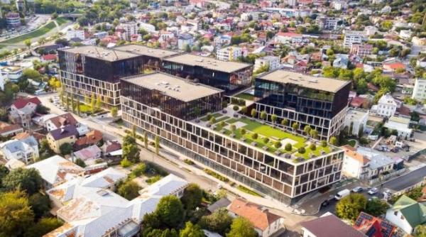 iulius a semnat un parteneriat cu ifc membra a grupului bancii mondiale pentru decarbonizarea portofoliului sau real estate si atingerea tintei de net zero emis