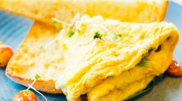 secretul unei omlete pufoase si aerisite dezvaluit de gospodinele cu experienta