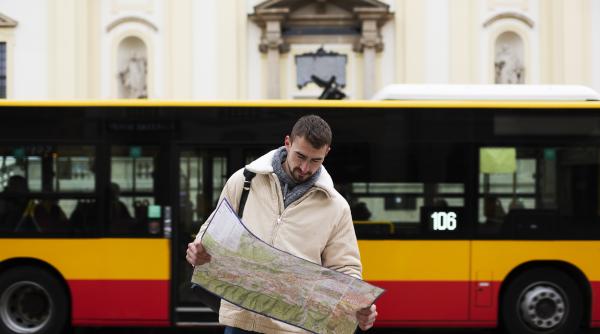 statul european care lanseaza biletul national pentru transportul in comun cu 49 euro poti merge oriunde in tara