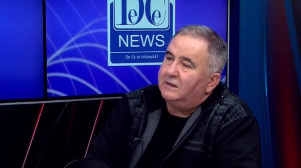 de ce scoala de soferi se facea ca la carte inainte de 1989 titi aur politistul care mi a dat permisul ne a bagat pe toti intr o sala video