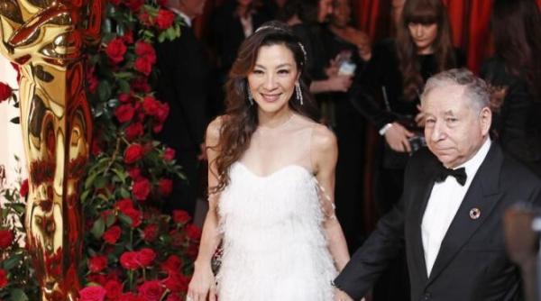 michelle yeoh prima actrita asiatica premiata cu oscar nu lasati pe nimeni sa va spuna ca vremea voastra a trecut