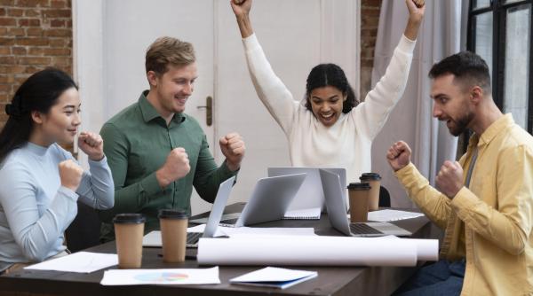 tichete cadou de pasti in 2023 unii angajati primesc 300 de lei bonus pe langa salariu