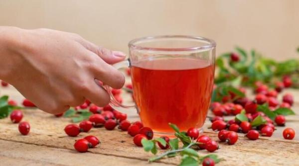 cea mai buna bautura de primavara acest decoct intareste vasele de sange si te umple de energie