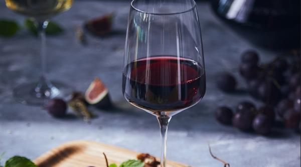 cum alegem paharele de vin potrivite