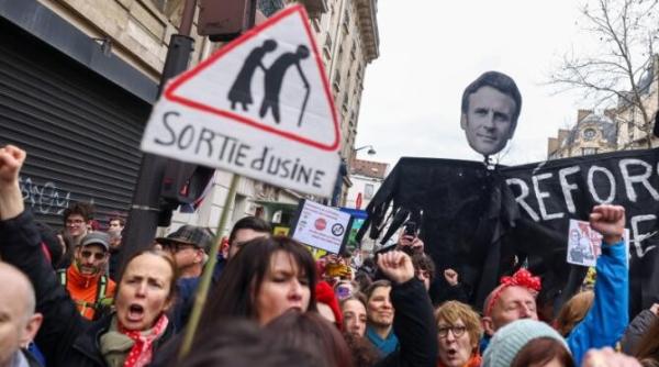 proteste in franta din cauza cresterii varstei de pensionare chirieac asta inseamna un politician responsabil macron face ceea ce trebuie