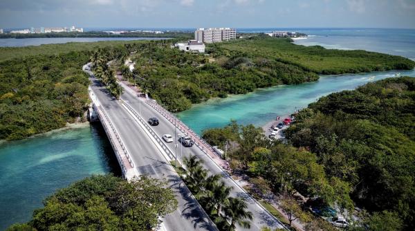 studentii americani iau cu asalt plajele din cancun avertisment de la washington