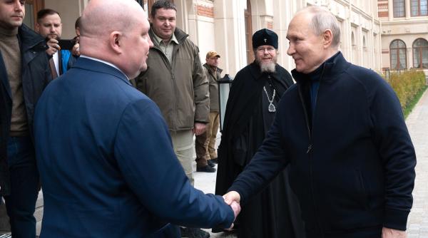 vladimir putin vizita in mariupol ministerul apararii al ucrainei criminalii revin intotdeauna la locurile crimelor lor