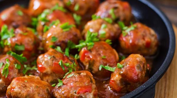 3 retete de post rapide cu chiftele