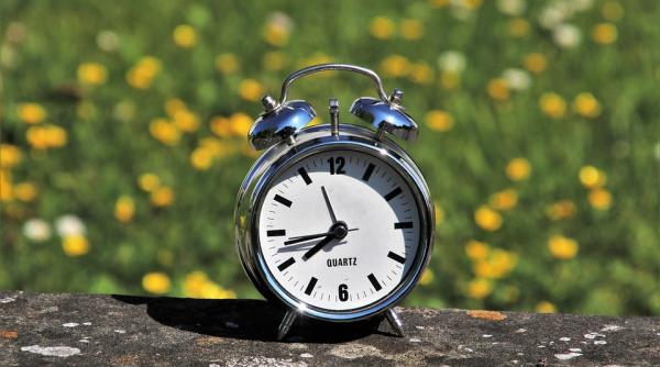 cand se schimba ora au mai ramas zile numarate pana cand vom trece la ora de vara 5 efecte asupra sanatatii
