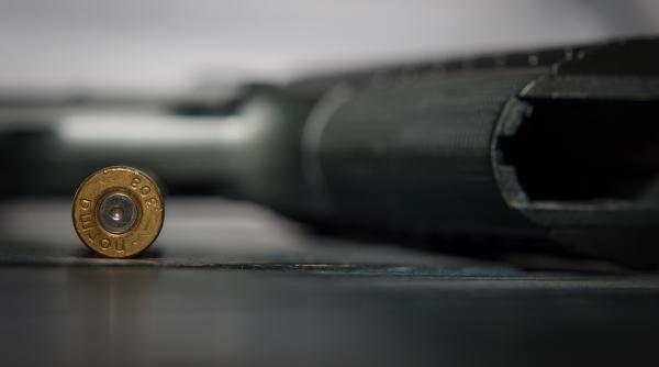 romania va cumpara munitii pentru ucraina alaturi de alte 16 tari din ue ungaria nu livreaza arme noi vrem pace