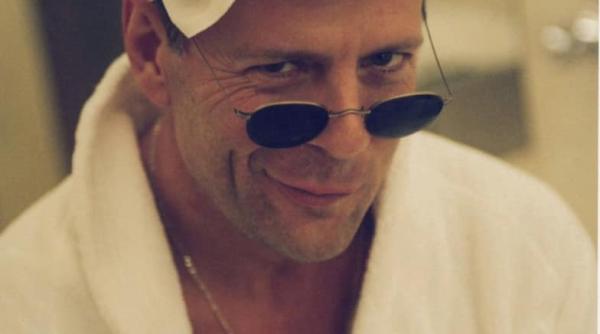 bruce willis diagnosticat cu dementa a implinit 68 de ani sotia actorului mi am inceput dimineata plangand