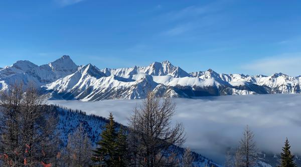 muntii fagaras au fost fotografiati din cluj imagini spectaculoase de la 150 km galerie foto