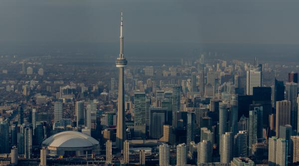 populatia canadei a crescut cu un milion de persoane intr un singur an datorita politicilor pro imigratie cea mai mare crestere din 1957 incoace