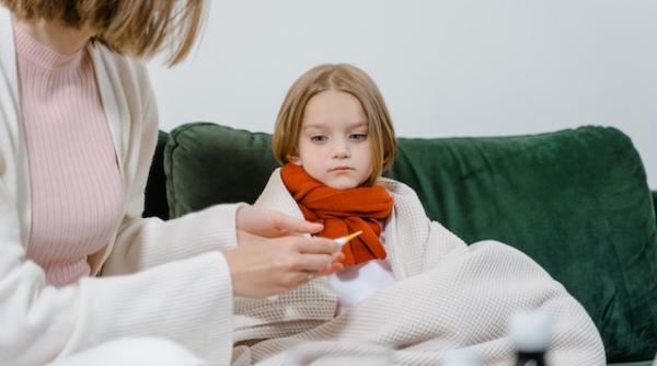 febra la copii medicul pediatru mihai craiu explica de ce copilul are nevoie si de temperatura ridicata uneori e necesara cand sa intervenim