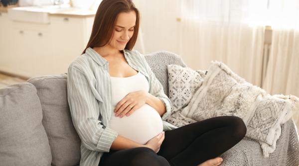 3 uleiuri care te ajuta sa nasti usor natural mirela vescan desi era programata la cezariana prietena mea a nascut rapid fara dureri dr angela laur exista o explicatie stiintifica