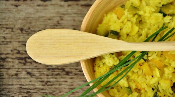 risotto cu parmezan si verdeata o reteta plina de savoare