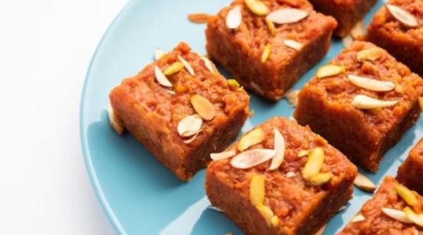 halva din morcovi si nuci caju o delicatesa indiana de care te vei indragosti o poti face si in postul pastelui