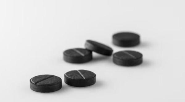 unele persoane adauga carbune activ in cafea explicatia este uimitoare si te va cuceri