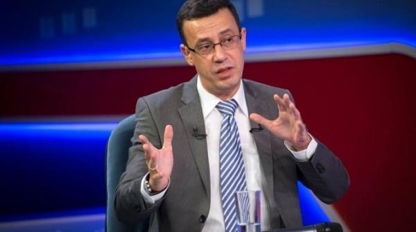 ciutacu a avut zece locuri de munca a lucrat chiar si la un minister video