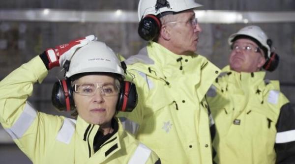 von der leyen aproape de sefia nato bogdan chirieac are sanse mari pentru ca este din germania klaus iohannis nu cred ca a fost cu adevarat in carti pentru postul acesta