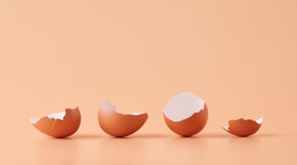 nu arunca cojile de oua pregateste un produs de curatat multifunctional iata o reteta eficienta