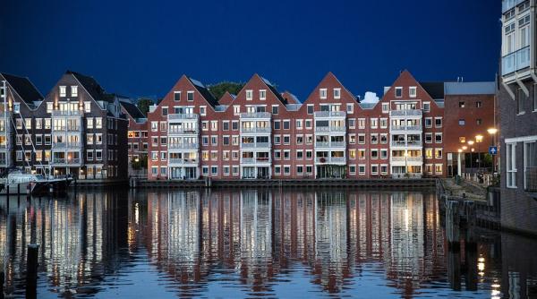 unui turist i s ar fi refuzat cazarea intr un oras din olanda pentru ca este roman m au tratat ca pe un infractor